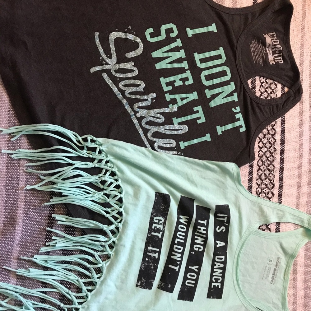 Two teal and grey tank tops 💫☀️